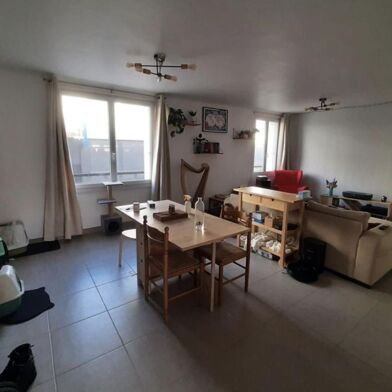 Appartement 4 pièces 780 €