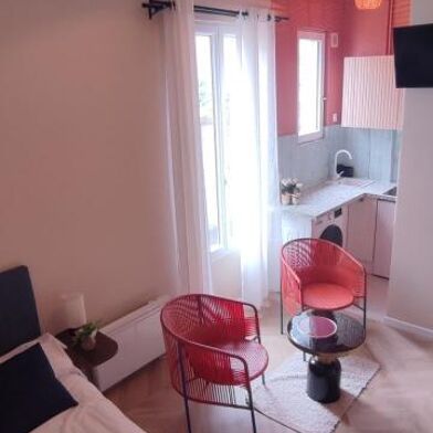 Appartement 1 pièces 805 €