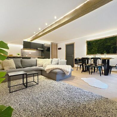 Appartement 4 pièces 425000 €