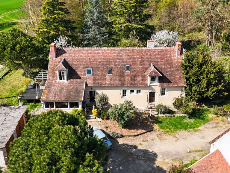Domaine agricole & équestre de 15 hectares  À proximité de Saint-Amand-Montrond — photo 1