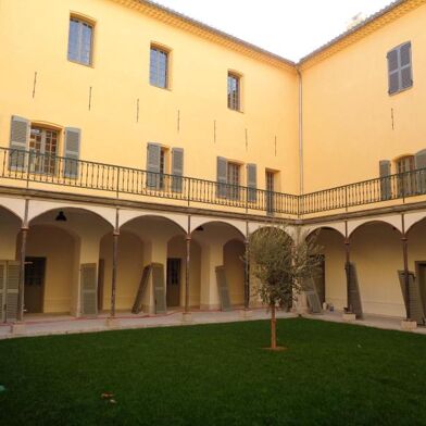 Appartement 2 pièces 661 €