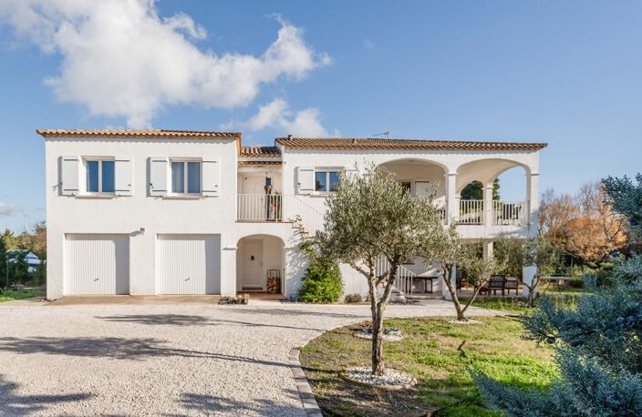 Villa de caractère avec piscine — photo 2