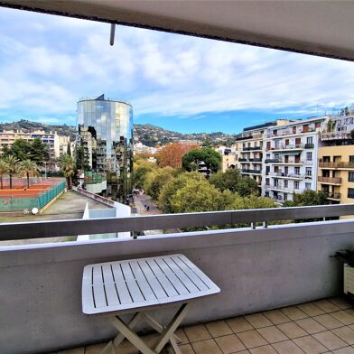 Appartement 3 pièces 1425 €
