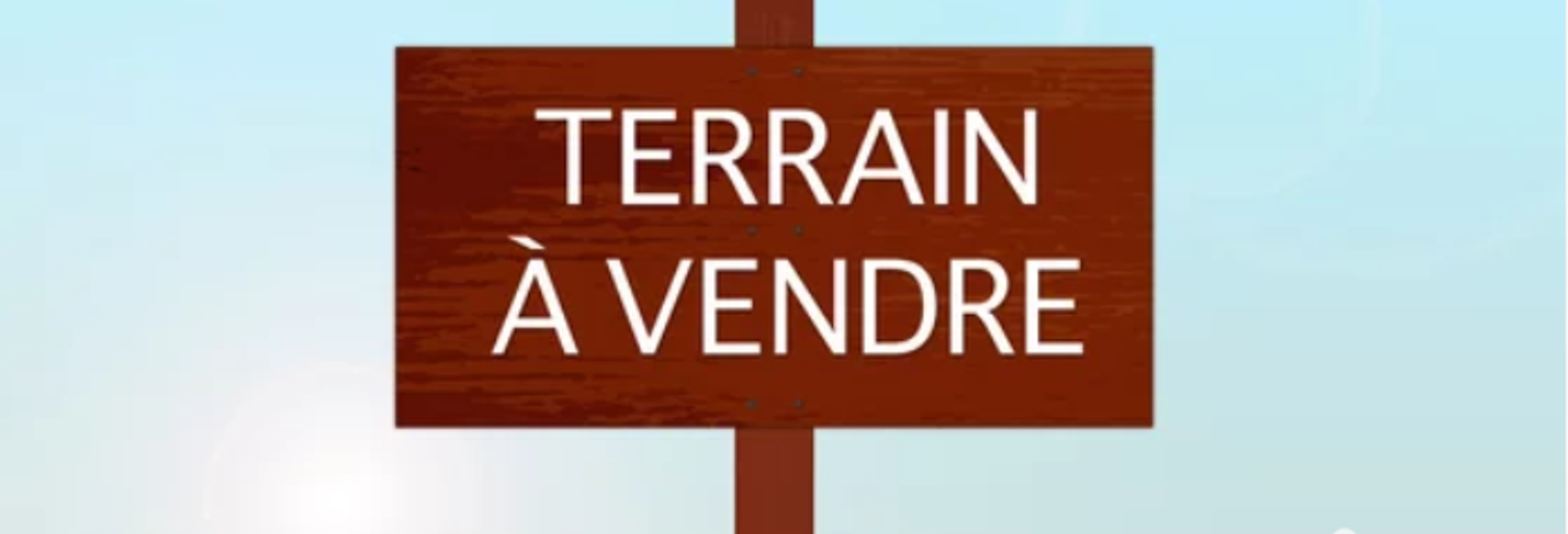 Terrain  851 m² à vendre à Louresse-Rochemenier (49700)