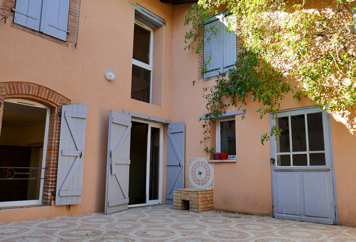 Saint Sulpice - Maison 6 pièces avec jardin — photo 1