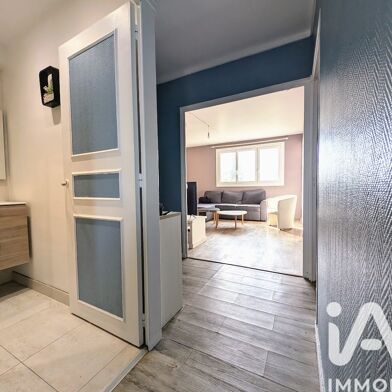 Appartement 3 pièces 760 €