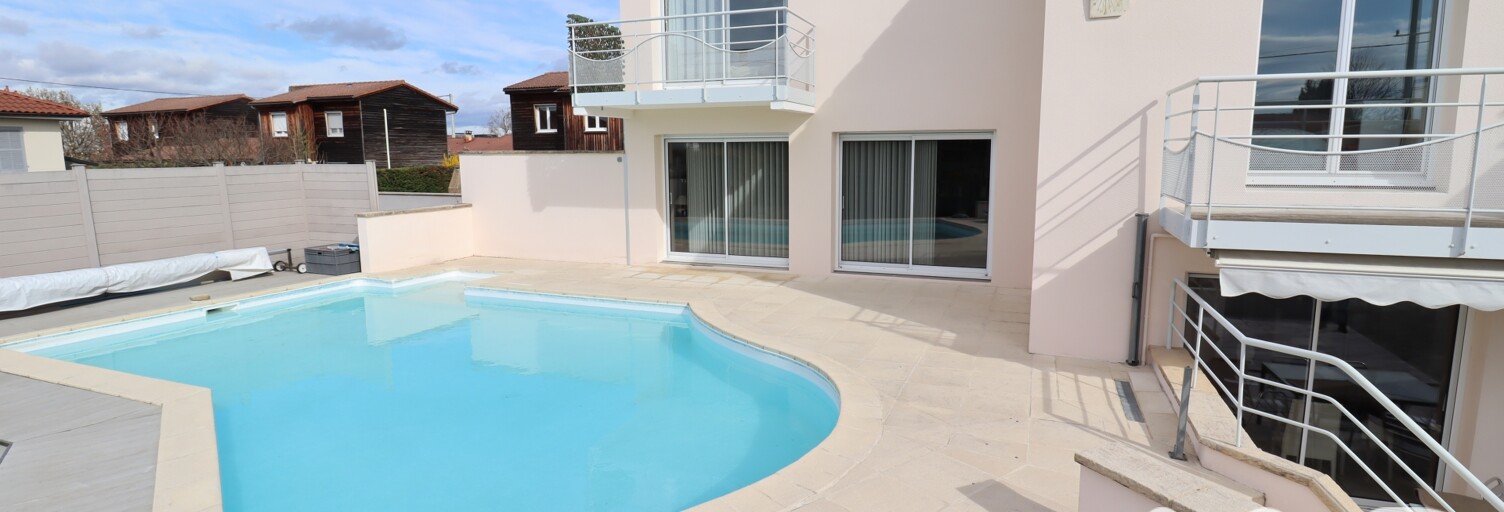 Maison 6 Pièces 145 m² à vendre à Saint-Beauzire (63360)