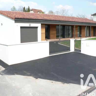 Maison 4 pièces 463000 €