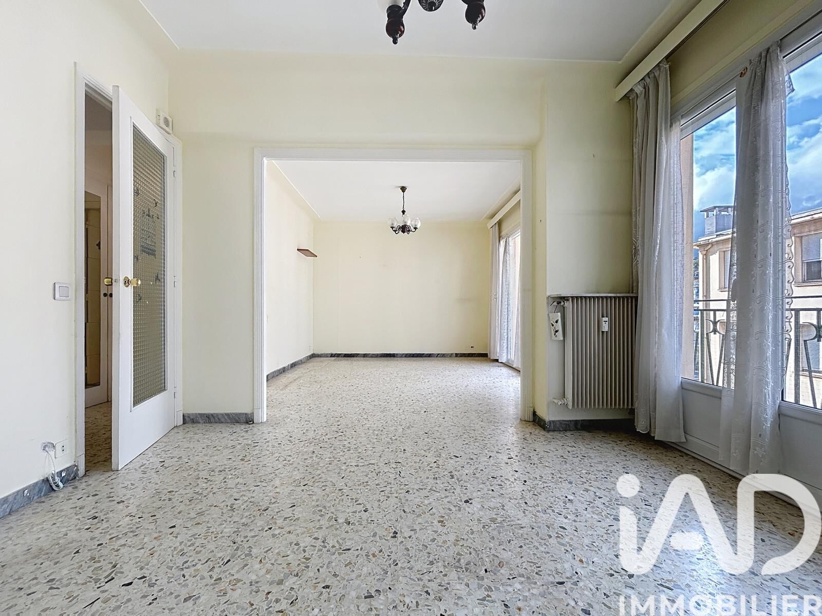 Vente Appartement 2 pièces - Photo 2