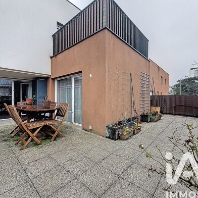 Appartement 5 pièces 330000 €