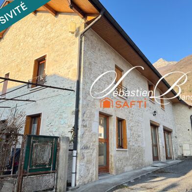 Maison 10 pièces 431000 €