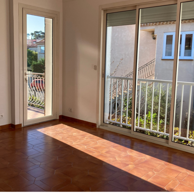 Appartement 4 pièces 1328 €