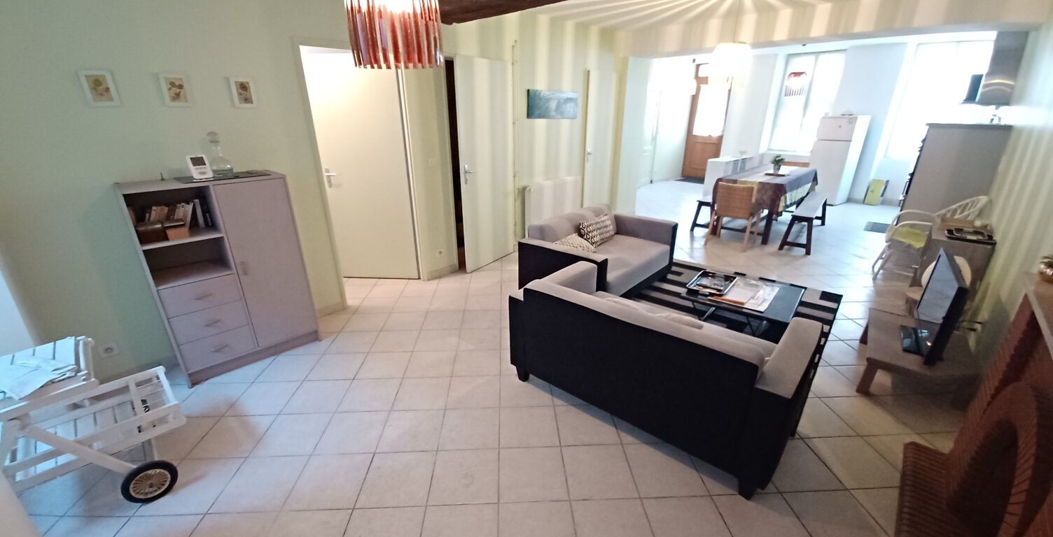 Centre ville LA CHARITE SUR LOIRE, maison de ville 156m2 hab — photo 1