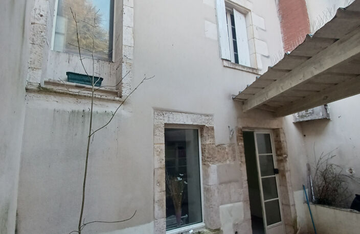Centre ville LA CHARITE SUR LOIRE, maison de ville 156m2 hab — photo 2