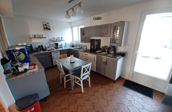 Grande maison indépendante sur terrain d'env 948M2 avec dépe — photo 2