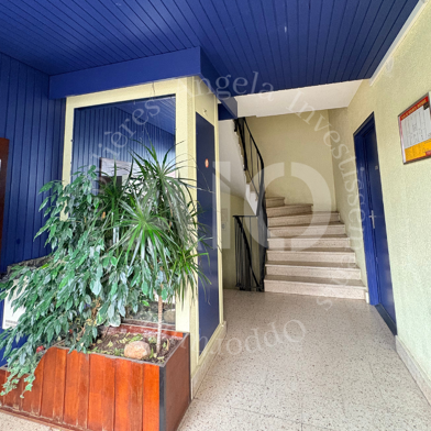 Appartement 3 pièces 121000 €