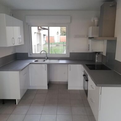 Maison 4 pièces 960 €