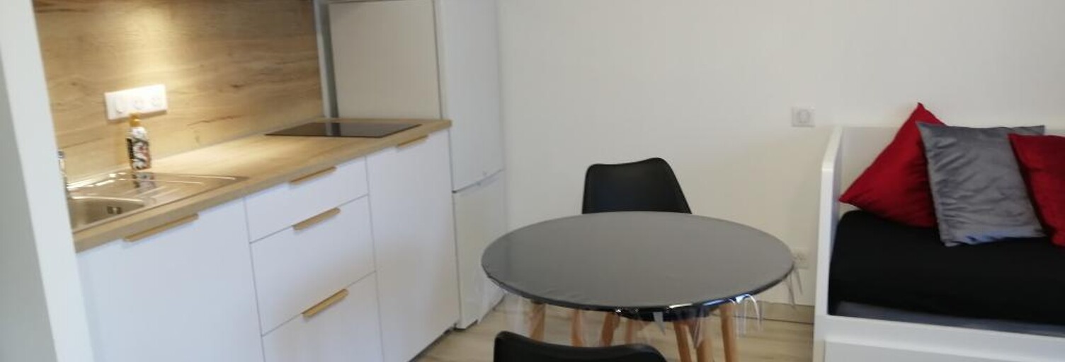 Appartement 1 Pièce 21 m² à louer à Échenevex (01170)