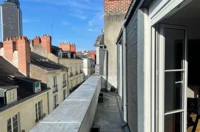 Appartement 3 pièces 1059 €