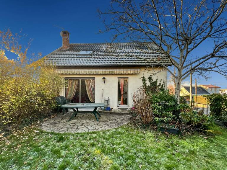 Maison 4 chambres secteur calme — photo 1