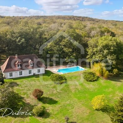 Maison 7 pièces 395000 €