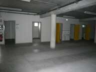 ⚜ A LOUER CHATEAUBERNARD Zone Commercial Local Bureau ⚜ — photo 2