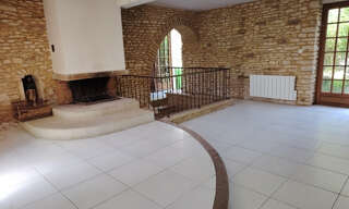 Maison 9 Pièces 195 m² à vendre à Irais (79600)