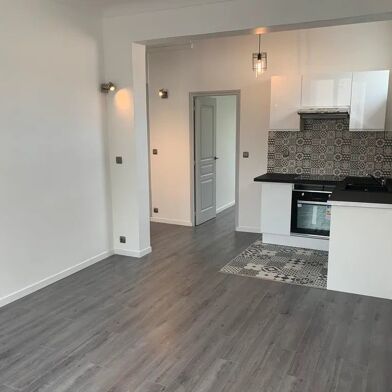 Appartement 3 pièces 1250 €