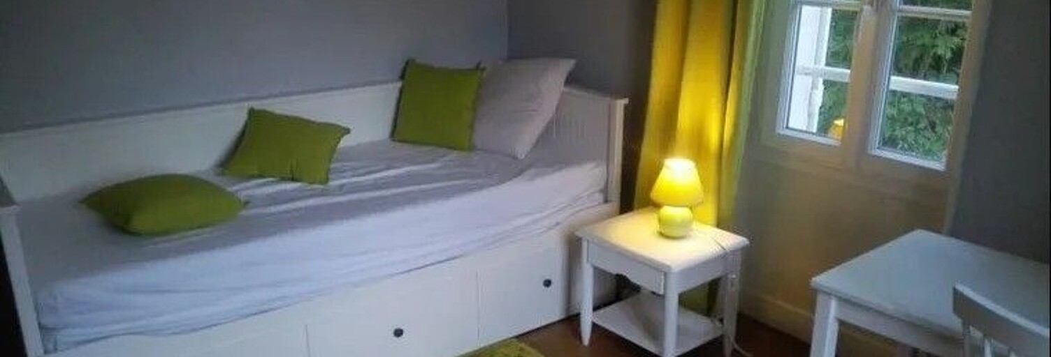 Appartement 1 Pièce 100 m² à louer à Guyancourt (78280)