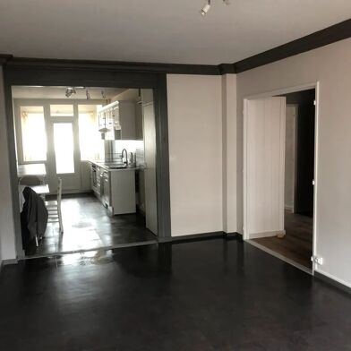 Appartement 3 pièces 765 €