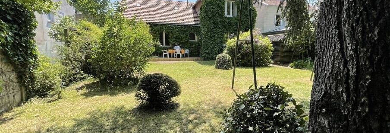 Appartement 1 Pièce 180 m² à louer à Nantes (44000)