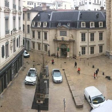 Appartement 2 pièces 820 €