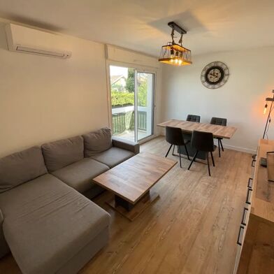 Appartement 2 pièces 820 €