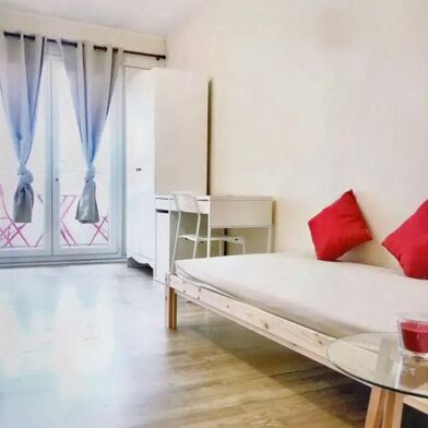 Appartement 5 pièces 485 €