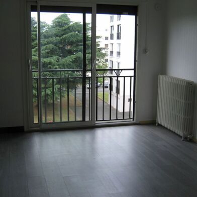 Appartement 1 pièces 595 €