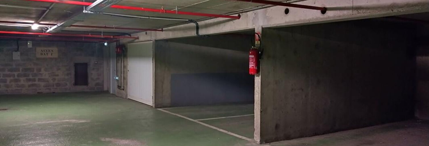 Garage  11 m² à vendre à Paris 15 (75015)