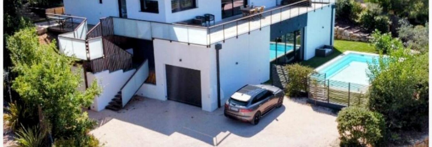 Maison 8 Pièces 225 m² à vendre à Trans-en-Provence (83720)