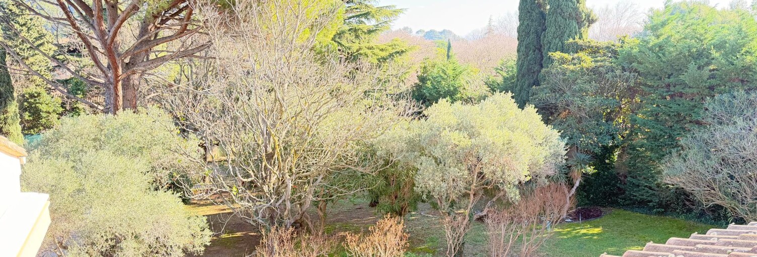 Maison 6 Pièces 232 m² à vendre à Les Angles (30133)