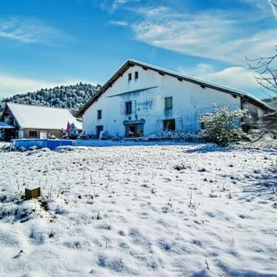 Maison 9 pièces 380000 €