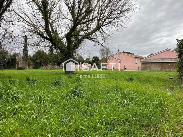 Terrain constructible de 1000 m2 à viabiliser — photo du bien
