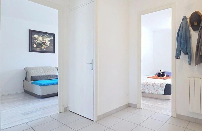 Appartement T3 de 49m² avec terrasse Centre ville — photo 2
