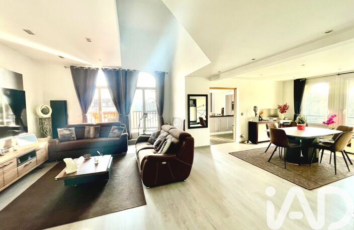Vente Triplex 6 pièces — photo 2