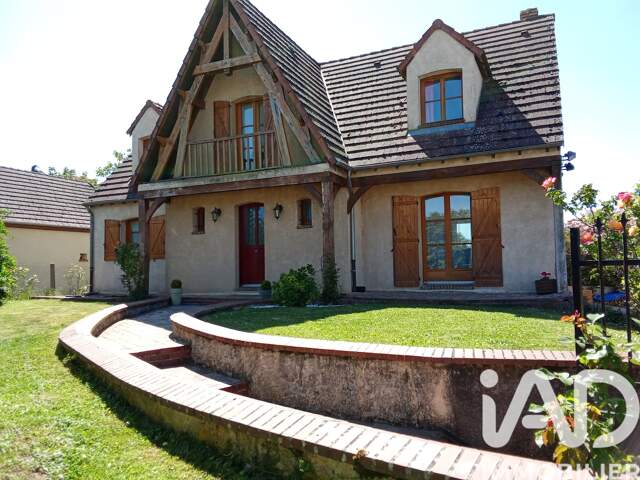 Vente Maison traditionnelle 8 pièces — photo du bien