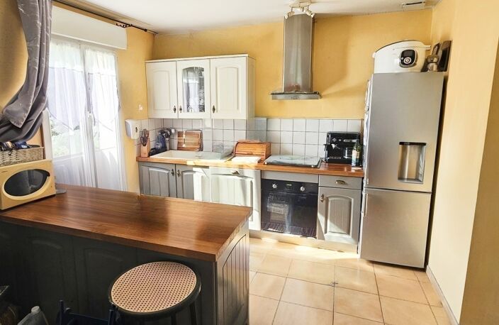 Vente Maison/villa 4 pièces — photo 2