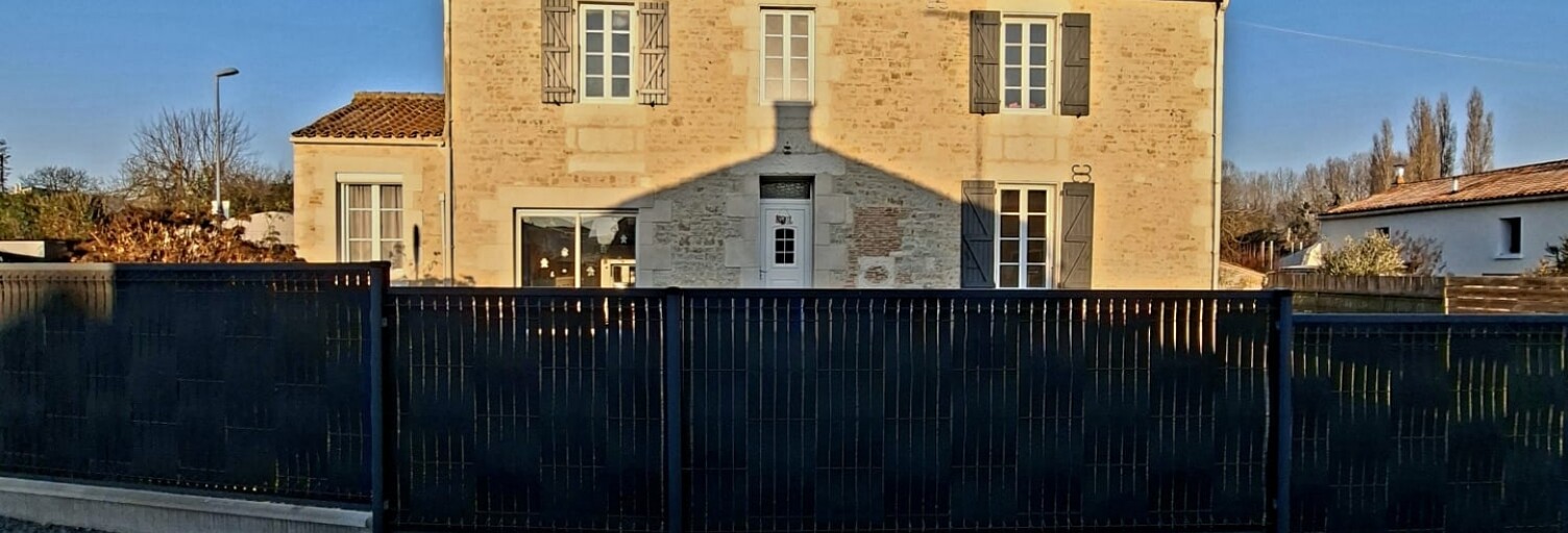 Maison 5 Pièces 135 m² à vendre à Sainte-Pexine (85320)