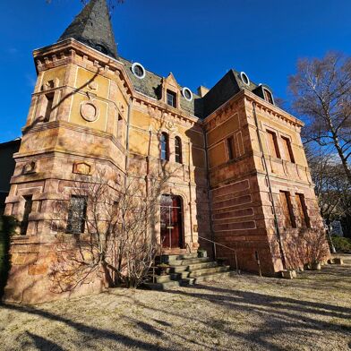 Commerce 15 pièces 318000 €