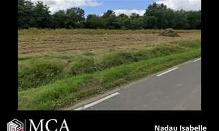 Terrain  616 m² à vendre à Bourg (33710)