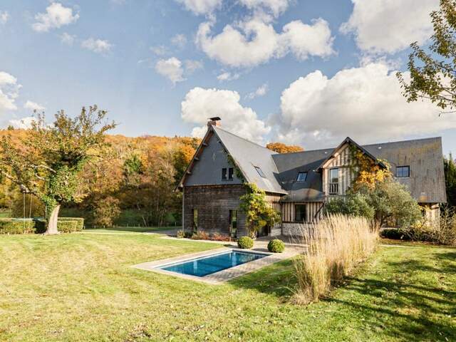 Propriété de charme entre Lisieux et Pont l'Evêque - 4 chambres - Piscine et terrain de 1.9 ha — photo du bien