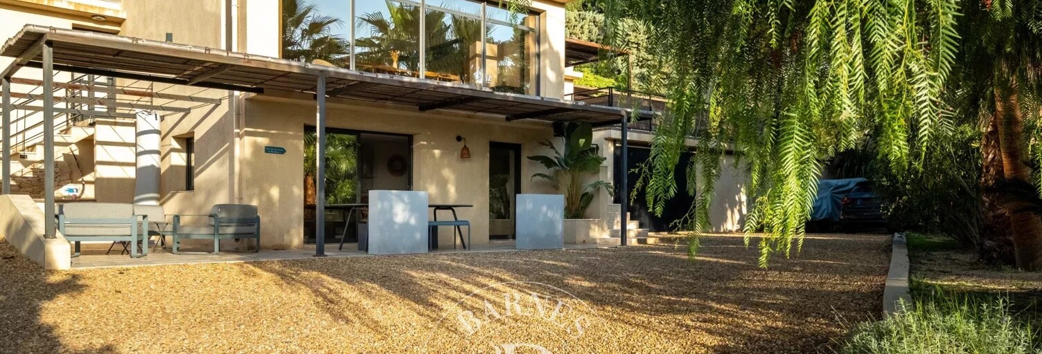 Maison 5 Pièces 177 m² à vendre à Cassis (13260)