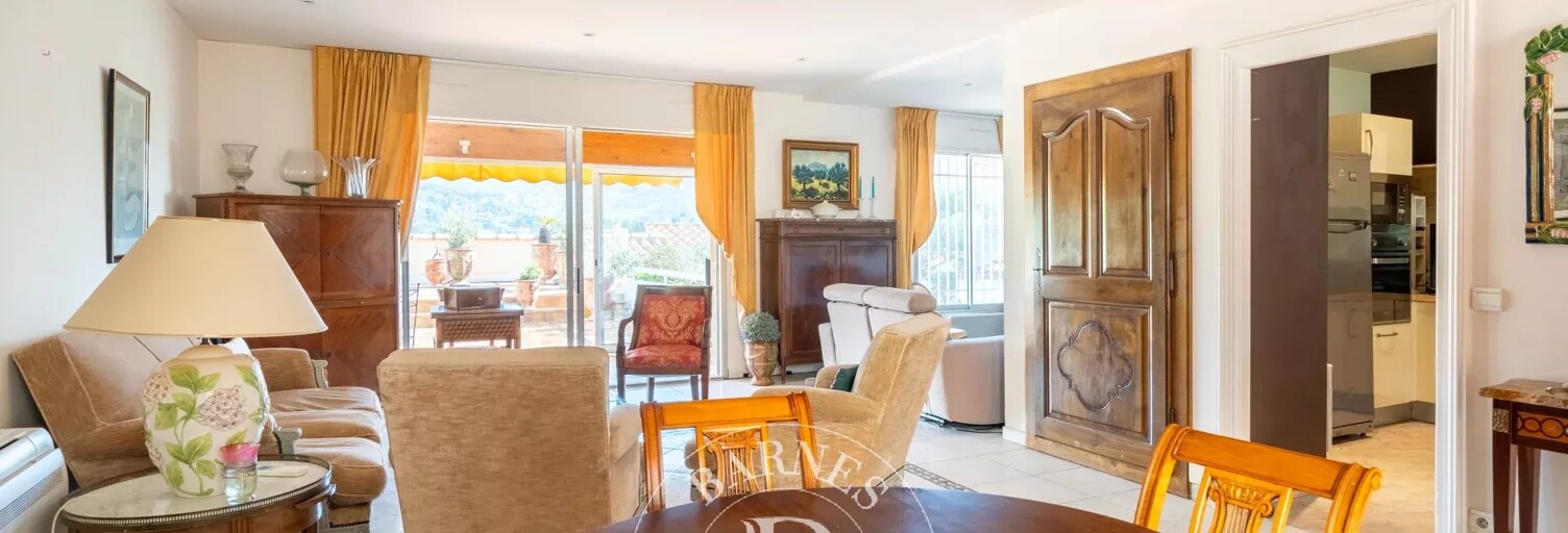 Appartement 7 Pièces 144 m² à vendre à Cassis (13260)
